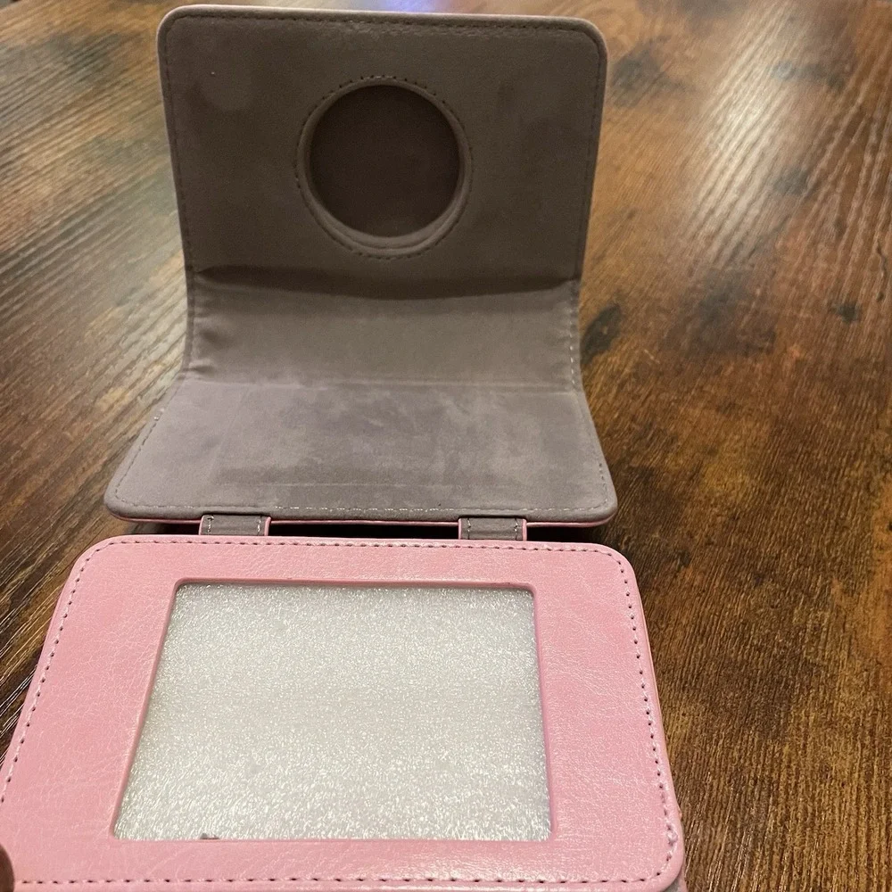 The Unbranded Brand case fujifilm